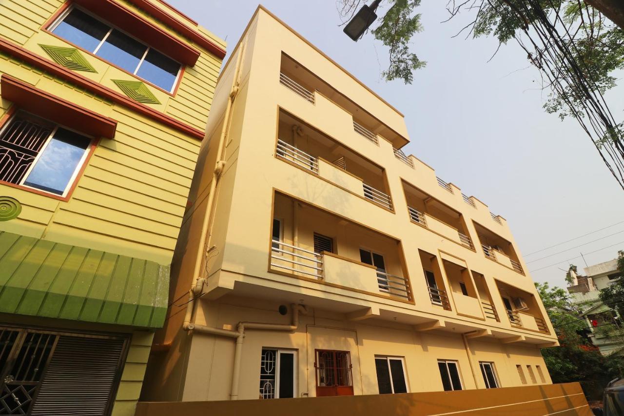 Oyo Hotel Ayush Palace Kattak Kültér fotó